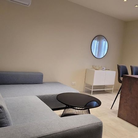 Lara II Apartman Debrecen Exterior photo